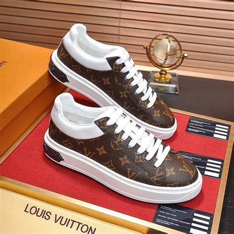 scarpe da uomo louis vuitton|louis vuitton sneakers.